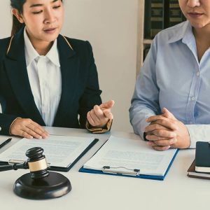 couple discussing about child custody