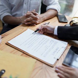 child custody dispute with lawyer