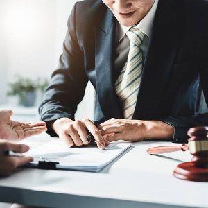 high networth divorce talks with a divorce lawyer